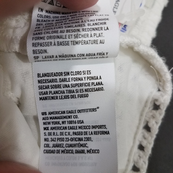 American Eagle Crochet Halter Crop Top XS … - Picture 8 of 14